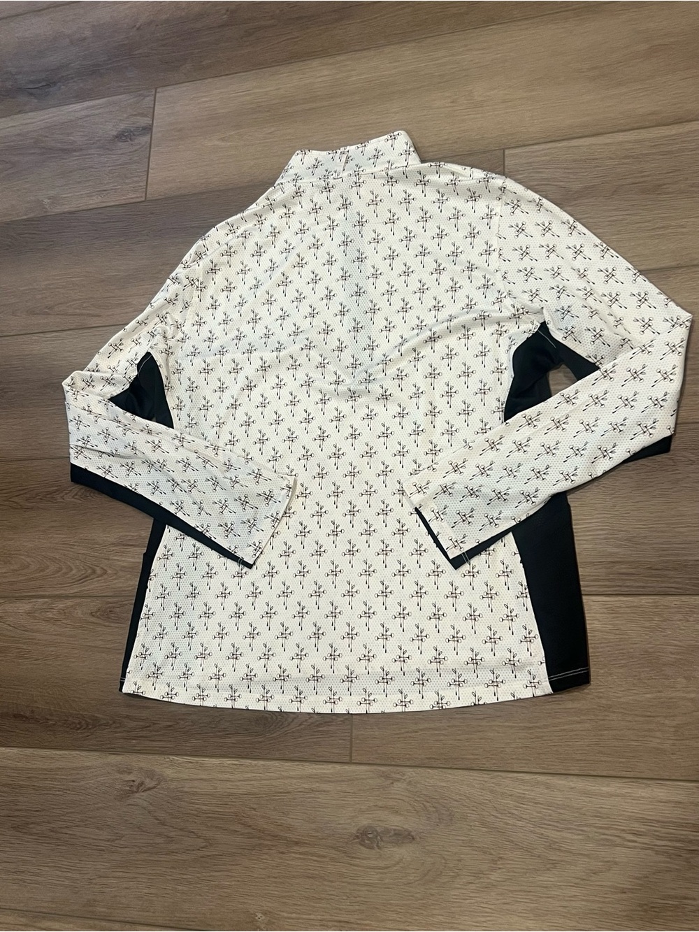 Kerrits White and Black Mesh Equestrian Top with Carrot Logo Size XL - Picture 12 of 14